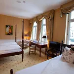 Niederlaendischer Hof 4*