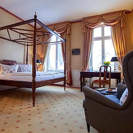 Hotel Niederlaendischer Hof 4*