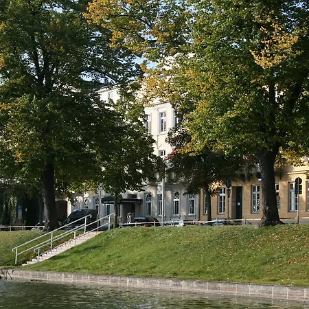Hotel Niederlaendischer Hof 4*